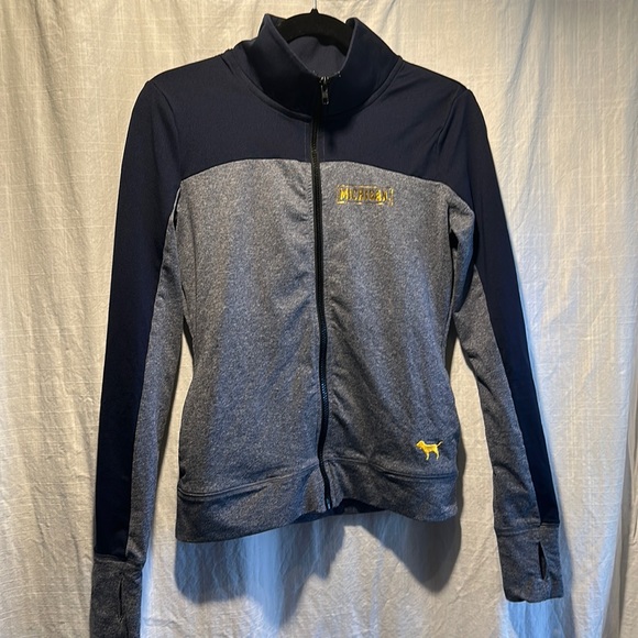 VS PINK UNIVERSITY OF MICHIGAN ZIP UP - Picture 1 of 5
